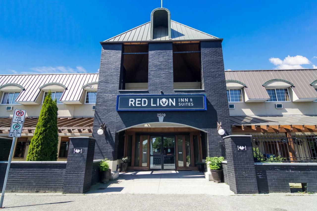 Red Lion Inn & Suites Abbotsford Exterior foto